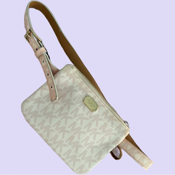 Light Pink Michael Kors belted Fanny Pack - Picture 1 of 4